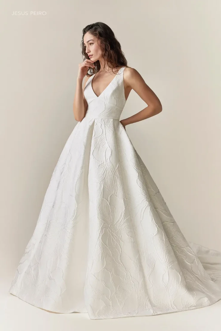 JESUS PEIRO 2553A Default Image