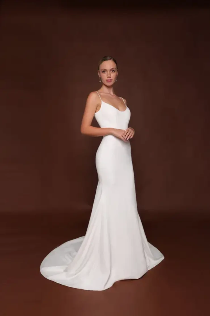 ROBERT BULLOCK Lovebird Default Image